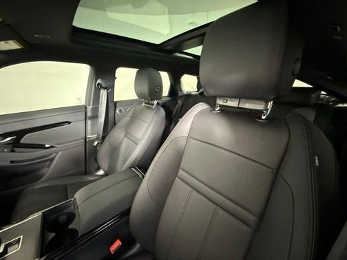 Fuji White 2026 Land Rover Range Rover Evoque S