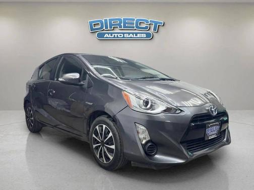 Magnetic Gray Metallic 2015 Toyota Prius c Three