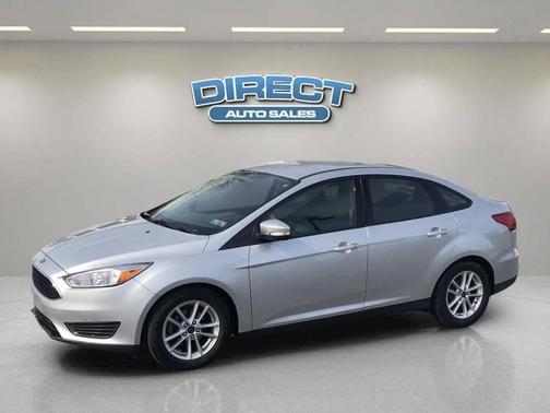 Ingot Silver 2015 Ford Focus SE
