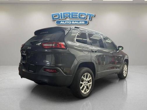 Granite Crystal Metallic Clearcoat 2015 Jeep Cherokee Latitude