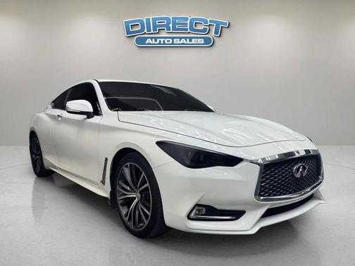 Majestic White 2017 INFINITI Q60 3.0T Premium