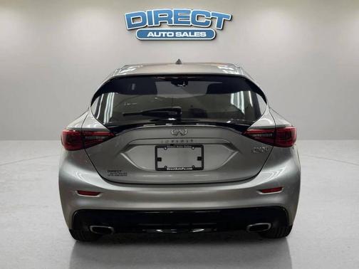 2017 INFINITI QX30 Sport 4dr Crossover