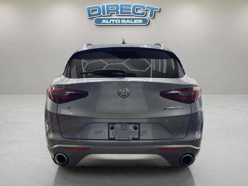 2018 Alfa Romeo Stelvio Sport