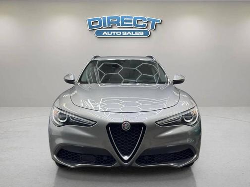 2018 Alfa Romeo Stelvio Sport