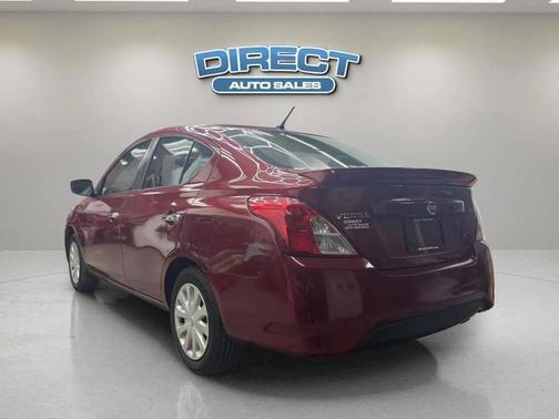 Cayenne Red Metallic 2019 Nissan Versa 1.6 SV