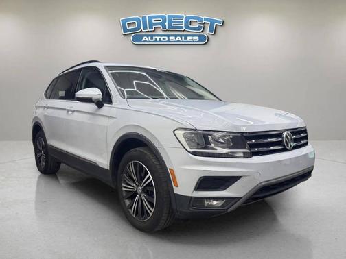 Platinum Gray Metallic 2018 Volkswagen Tiguan 2.0T SEL