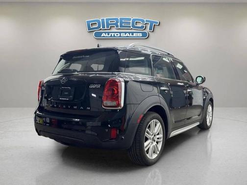 Black 2020 MINI Countryman Cooper
