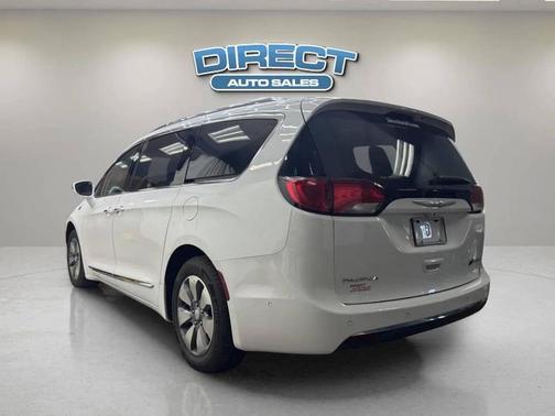 2018 Chrysler Pacifica Hybrid Limited