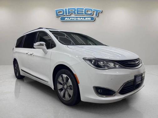 2018 Chrysler Pacifica Hybrid Limited