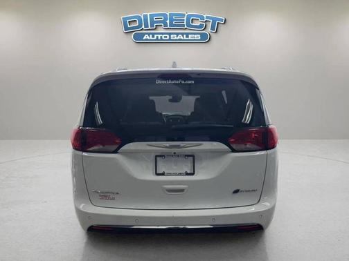2018 Chrysler Pacifica Hybrid Limited