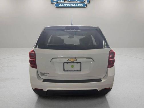 Summit White 2017 Chevrolet Equinox LS