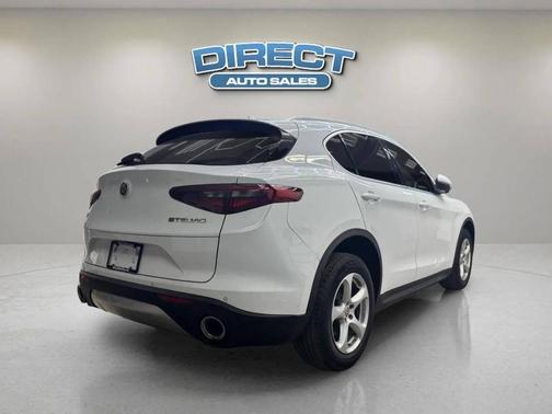 2018 Alfa Romeo Stelvio Base