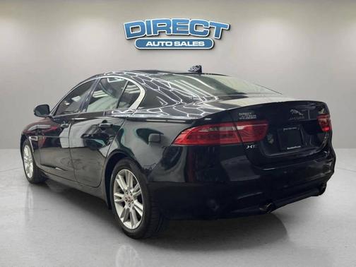 Black 2018 Jaguar XE 25t Premium