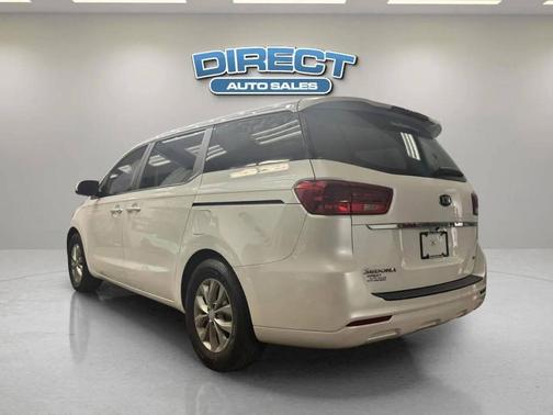 Snow White Pearl 2019 Kia Sedona LX