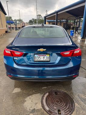 blue 2019 Chevrolet Malibu 1LS