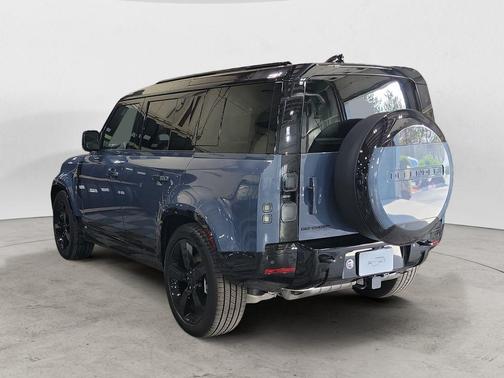 Tasman Blue Metallic 2026 Land Rover Defender P400 X-Dynamic SE