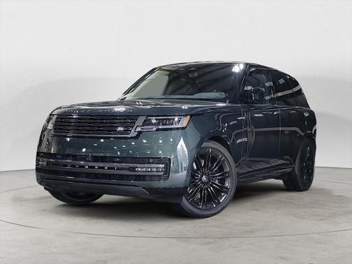 2025 Land Rover Range Rover P530 SE