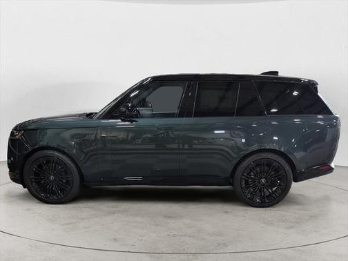 2025 Land Rover Range Rover P530 SE