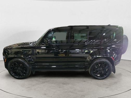 Narvik Black 2026 Land Rover Defender 110 V8