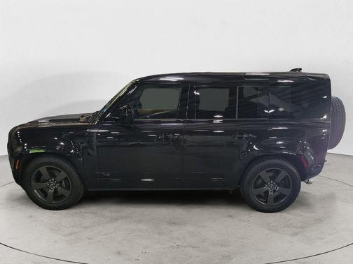 2024 Land Rover Defender 110 V8