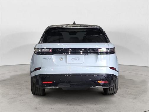 2026 Land Rover Range Rover Velar P250 SE R-Dynamic