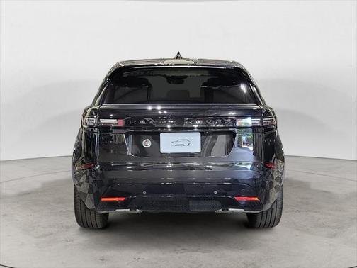 2026 Land Rover Range Rover Velar P250 SE R-Dynamic