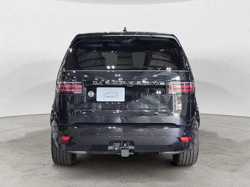 2025 Land Rover Discovery P360 Dynamic SE