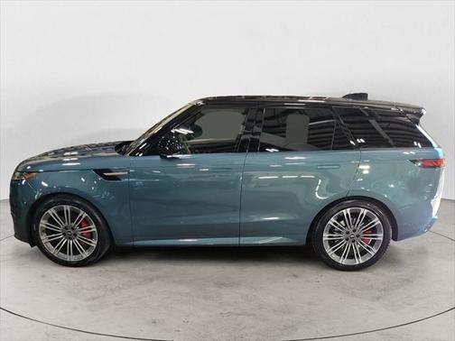 2023 Land Rover Range Rover Sport SE