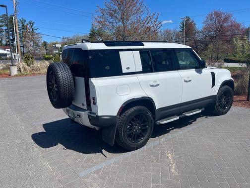2023 Land Rover Defender 110 S
