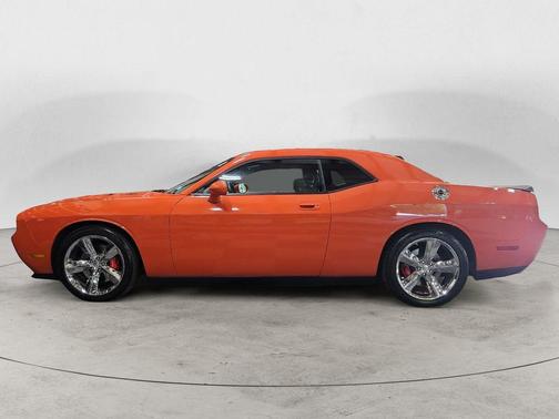 2010 Dodge Challenger SRT8