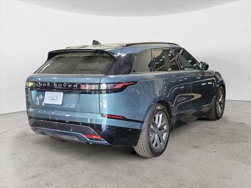 2026 Land Rover Range Rover Velar P400 Dynamic SE