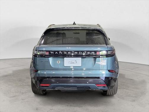 2026 Land Rover Range Rover Velar P400 Dynamic SE