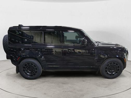 Narvik Black 2026 Land Rover Defender 110 V8