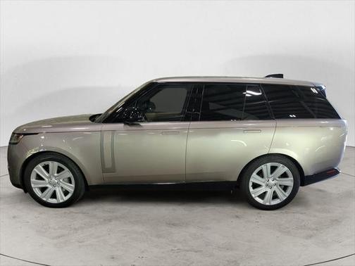 2023 Land Rover Range Rover P400 SE