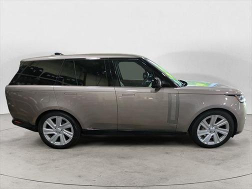 2023 Land Rover Range Rover P400 SE
