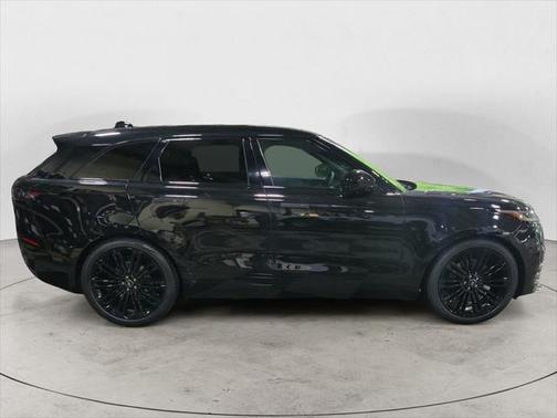 2026 Land Rover Range Rover Velar P250 SE R-Dynamic