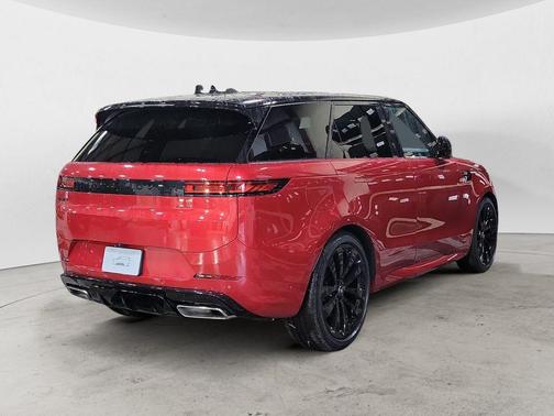 2025 Land Rover Range Rover Sport SE