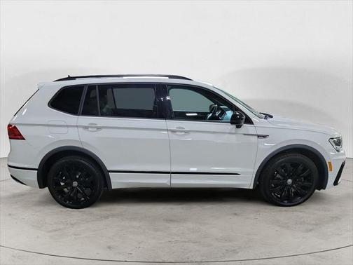 2021 Volkswagen Tiguan 2.0T SE R-Line Black 4MOTION