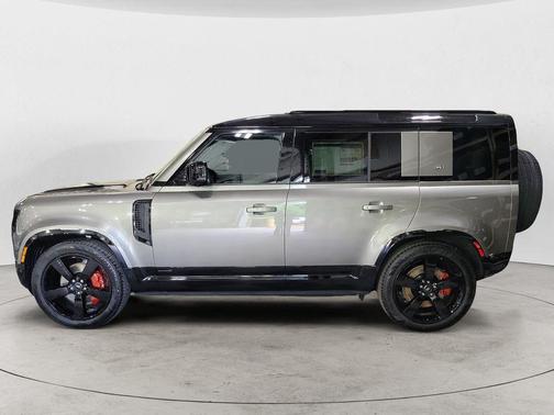 2024 Land Rover Defender 110 P400 X