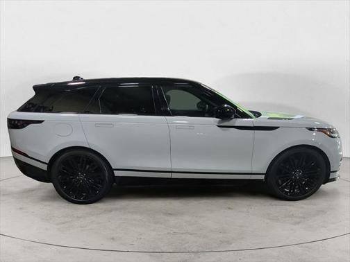 2026 Land Rover Range Rover Velar P250 SE R-Dynamic