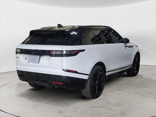 2026 Land Rover Range Rover Velar P400 Dynamic SE