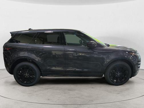 2026 Land Rover Range Rover Evoque Dynamic SE