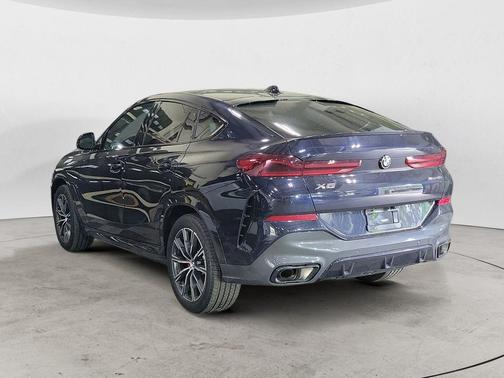 2022 BMW X6 xDrive40i