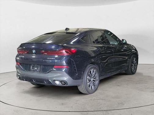 2022 BMW X6 xDrive40i