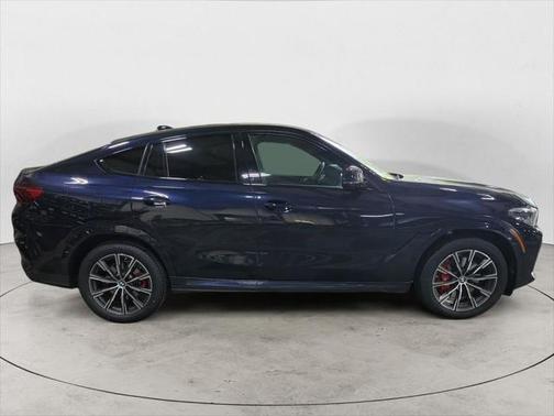 2022 BMW X6 xDrive40i