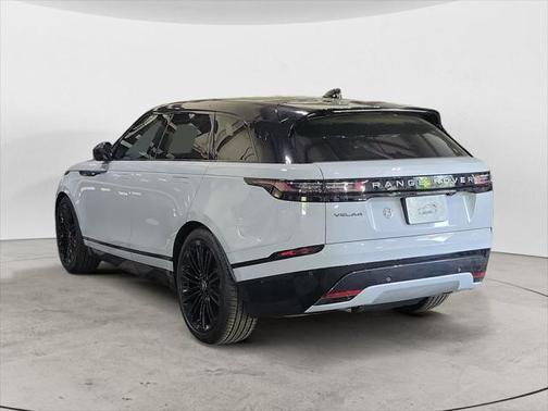 2026 Land Rover Range Rover Velar P250 SE R-Dynamic