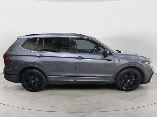 Platinum Gray Metallic 2023 Volkswagen Tiguan 2.0T SE R-Line Black 4MOTION