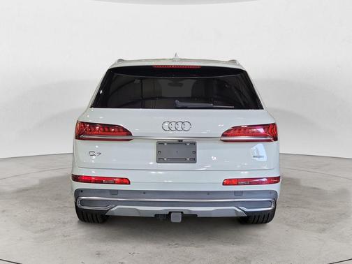 2020 Audi Q7 55 Prestige