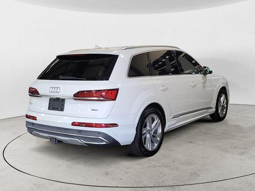2020 Audi Q7 55 Prestige