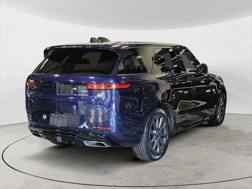 2023 Land Rover Range Rover Sport SE